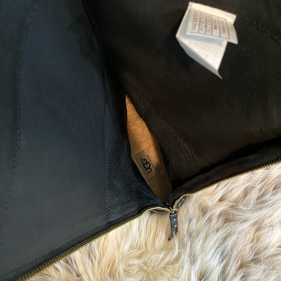 UGG Tall Boots - Picture 4 of 7